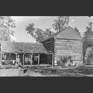 Old cabin near Grannies - Home of Fergerson Boys