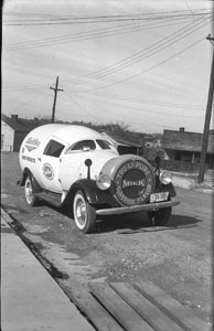 Truck shaped like a milk bottle - Nashville Milk Co